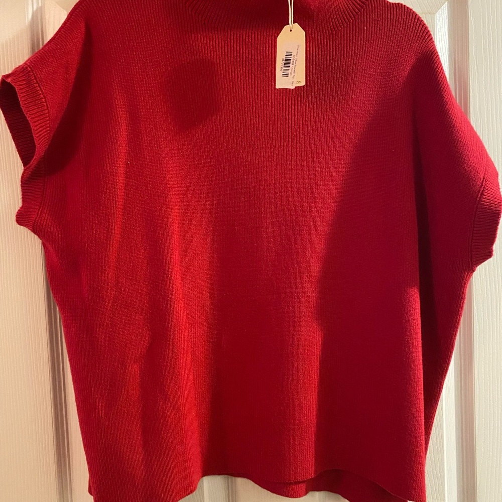 Red Knit Short Sleeve Sweater by Jodifl